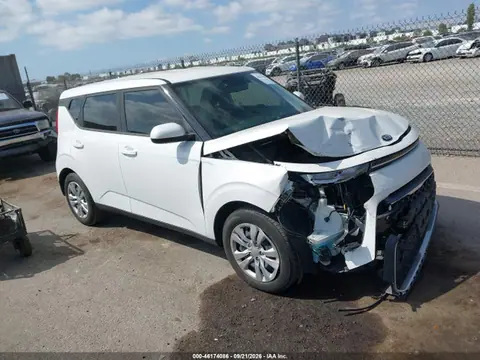 KNDJ23AU8L7017089 — 2020 Kia SOUL LX, Передняя часть (Front End), фото до ремонта