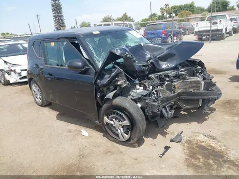 KNDJ23AU2M7147872 — 2021 Kia SOUL LX, Биологическая или химическая опасность (Biohazard), фото до ремонта