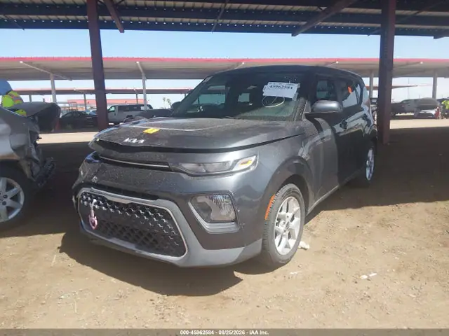 KNDJ23AU3N7813736 — 2022 Kia SOUL LX, фото 2 с аукциона IAAI 13.10.2026, Передняя часть справа