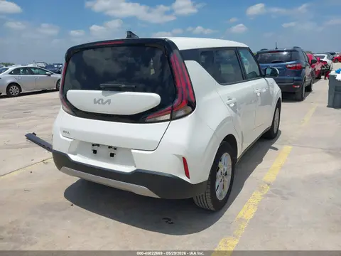 2023 KIA SOUL LX VIN KNDJ23AU1P7892679 фото 4