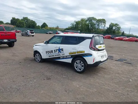 2023 KIA SOUL LX VIN KNDJ23AU8P7895028 фото 3
