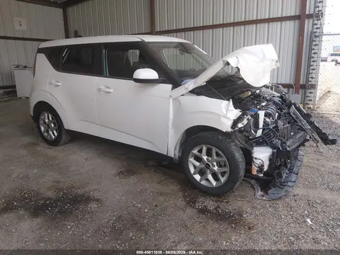 KNDJ23AU4P7867162 — 2023 Kia SOUL S, Передняя часть (Front End), фото до ремонта