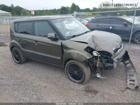 2013 Kia Soul + VIN KNDJT2A69D7493913 фото 2