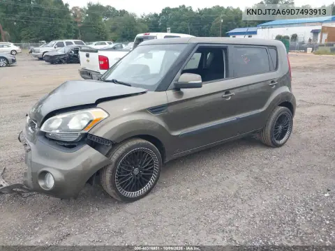 2013 Kia Soul + VIN KNDJT2A69D7493913 фото 3