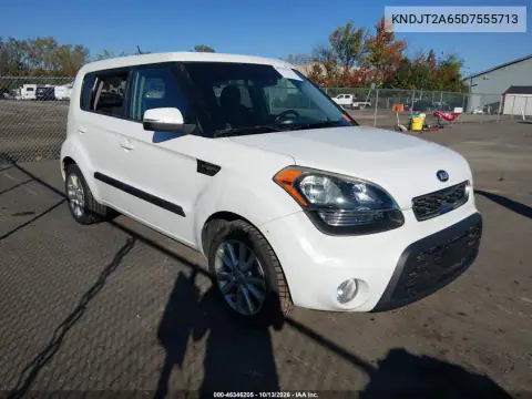 KNDJT2A65D7555713 — 2013 Kia Soul, Правая сторона, фото до ремонта