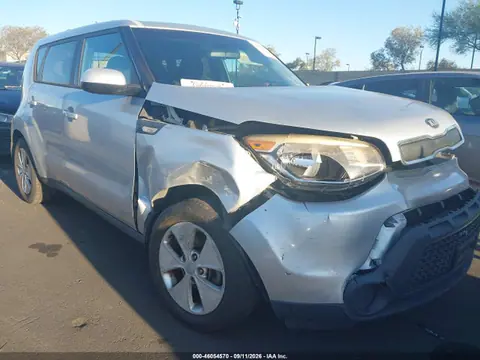 KNDJN2A24E7737315 — 2014 Kia Soul, Передняя часть справа (Right Front), фото до ремонта
