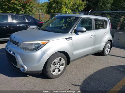 2015 KIA Soul VIN KNDJN2A27F7763005 фото 2