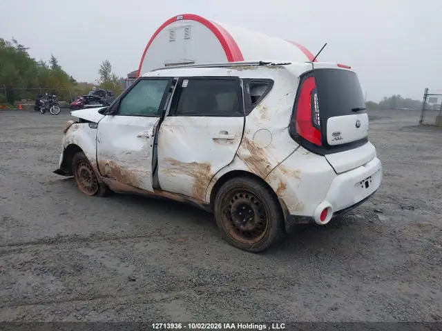 KNDJP3A58F7190867 — 2015 Kia Soul, фото 3 с аукциона IAAI 13.10.2026, Передняя часть
