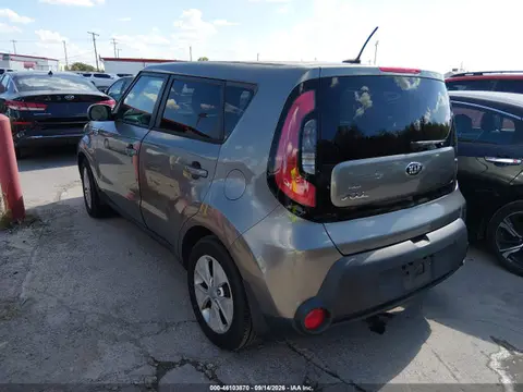 2015 KIA Soul VIN KNDJN2A24F7124662 фото 3