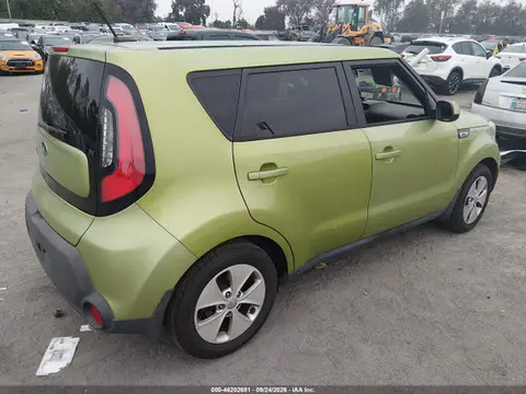 2015 KIA Soul VIN KNDJN2A26F7777297 фото 4