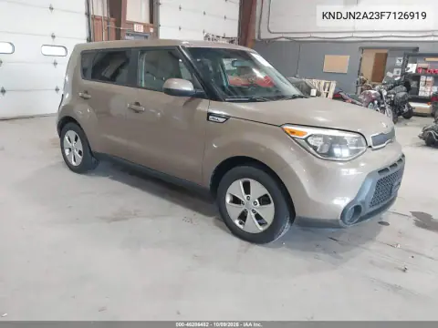 KNDJN2A23F7126919 — 2015 Kia Soul, Естественный износ, фото до ремонта