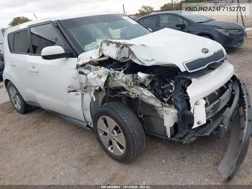 KNDJN2A24F7152770 — 2015 Kia Soul, фото 2 с аукциона IAAI, Левый и правый бока