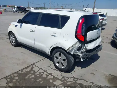 2016 KIA Soul VIN KNDJN2A23G7356493 фото 3