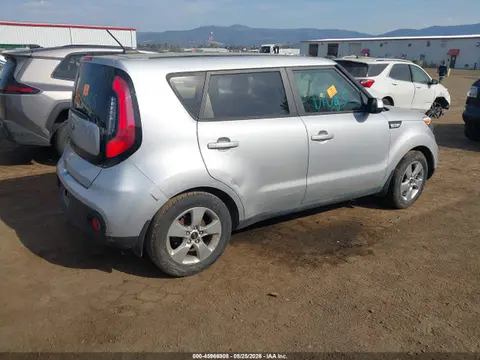 2017 KIA Soul VIN KNDJN2A25H7436024 фото 4