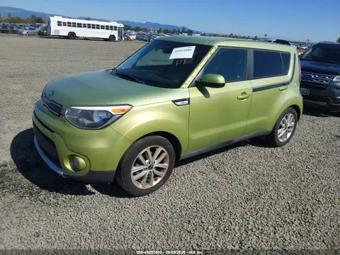 2017 KIA SOUL + VIN KNDJP3A54H7876889 фото 2
