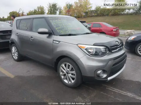KNDJP3A54J7517158 — 2018 Kia Soul, Сзади, фото до ремонта