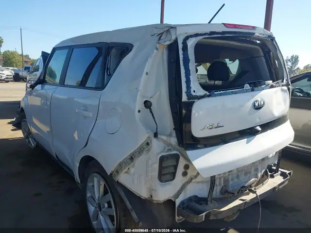 KNDJP3A5XJ7898692 — 2018 Kia Soul, фото 3 с аукциона IAAI 13.10.2026, Повреждения со всех сторон