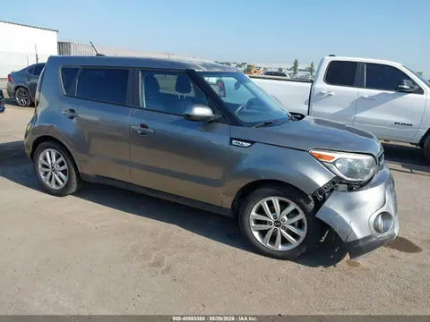 KNDJP3A50J7579558 — 2018 Kia Soul, Задняя часть (Rear), фото до ремонта