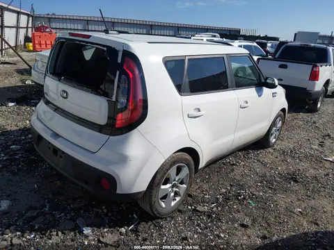 2018 KIA Soul VIN KNDJN2A25J7606405 фото 4