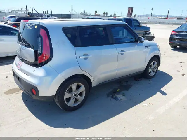 KNDJN2A23J7546401 — 2018 Kia Soul, фото 4 с аукциона IAAI 30.09.2026, Естественный износ