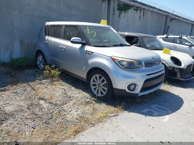 2018 KIA SOUL + VIN KNDJP3A5XJ7526995 фото 1