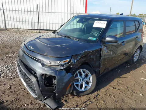 KNDJ23AU5N7837701 — 2022 Kia Soul, Левая сторона, фото до ремонта