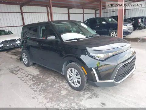KNDJ23AU5S7928463 — 2025 Kia Soul, Справа сзади, фото до ремонта