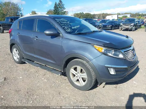 KNDPBCACXF7670075 — 2015 Kia Sportage LX, Передняя часть (Front), фото до ремонта
