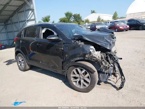 KNDPB3AC8F7728104 — 2015 Kia Sportage LX, Передняя часть (Front End), фото до ремонта