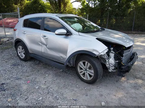 KNDPM3ACXH7065583 — 2017 Kia Sportage LX, Передняя часть (Front End), фото до ремонта