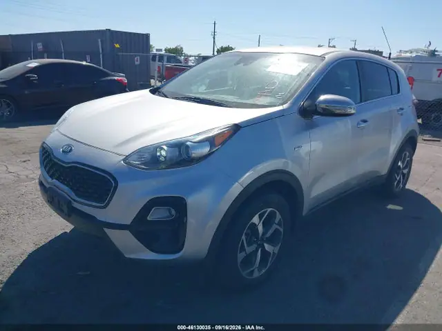 KNDPMCAC5L7689381 — 2020 Kia Sportage LX, фото 2 с аукциона IAAI 14.10.2026, Правый бок