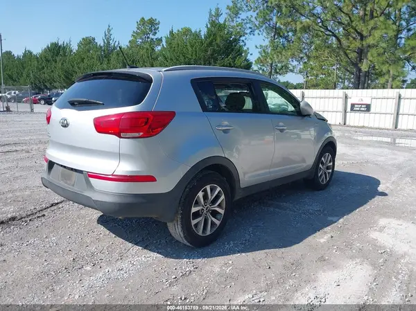KNDPBCAC0G7811351 — 2016 Kia Sportage, фото 4 с аукциона IAAI, Передняя часть