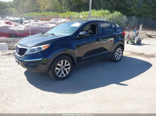 KNDPB3AC1G7855522 — 2016 Kia Sportage, фото 2 с аукциона IAAI 12.10.2026, Естественный износ