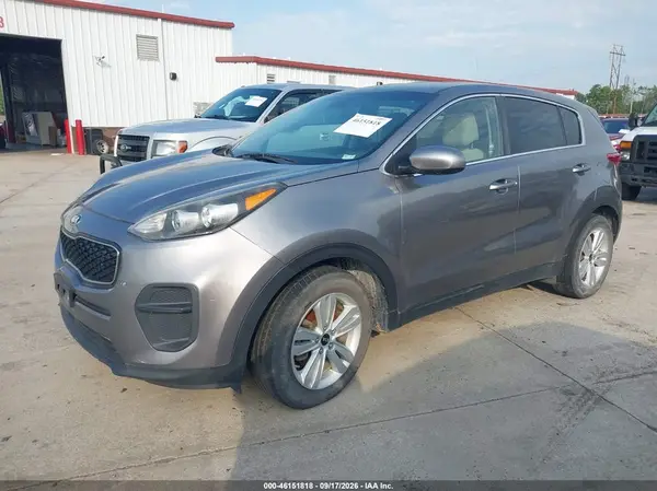 KNDPM3AC8H7167349 — 2017 Kia Sportage, фото 2 с аукциона IAAI 14.10.2026, Естественный износ