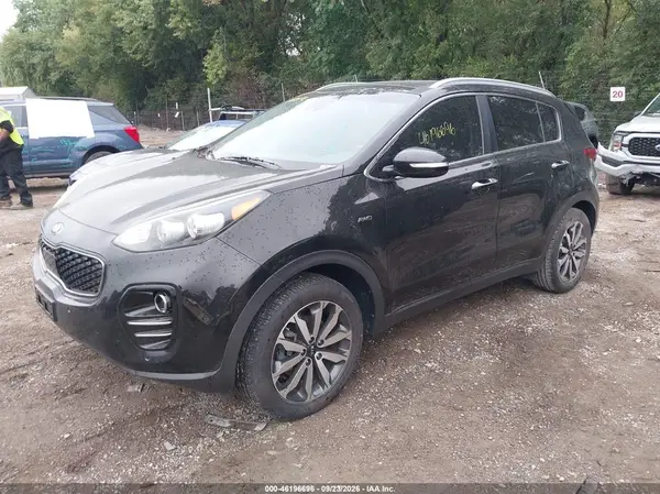 KNDPNCAC2H7158563 — 2017 Kia Sportage, фото 2 с аукциона IAAI 14.10.2026, Естественный износ