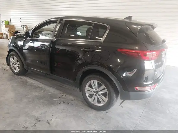 KNDPMCAC9H7131556 — 2017 Kia Sportage, фото 3 с аукциона IAAI, Передняя часть