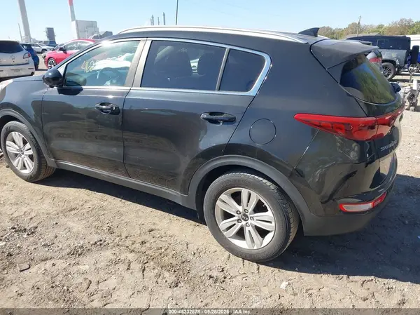 KNDPM3AC0H7038120 — 2017 Kia Sportage, фото 3 с аукциона IAAI 14.10.2026, Естественный износ
