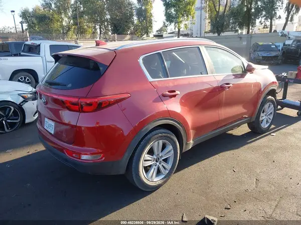 KNDPM3AC8H7211351 — 2017 Kia Sportage, фото 4 с аукциона IAAI, Передняя часть