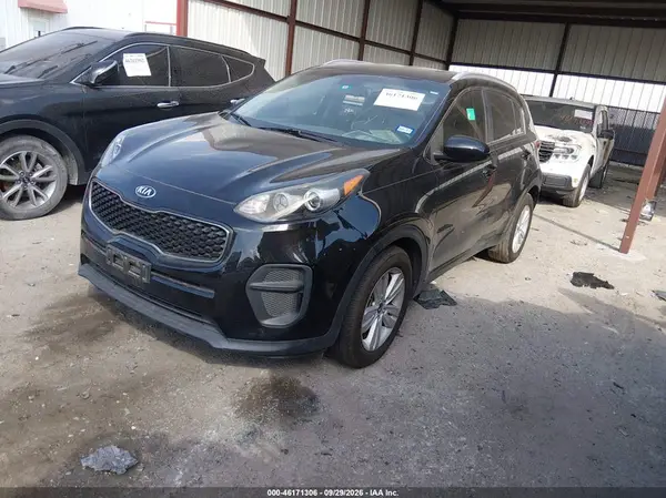 KNDPM3AC8J7392487 — 2018 Kia Sportage, фото 2 с аукциона IAAI, Угон