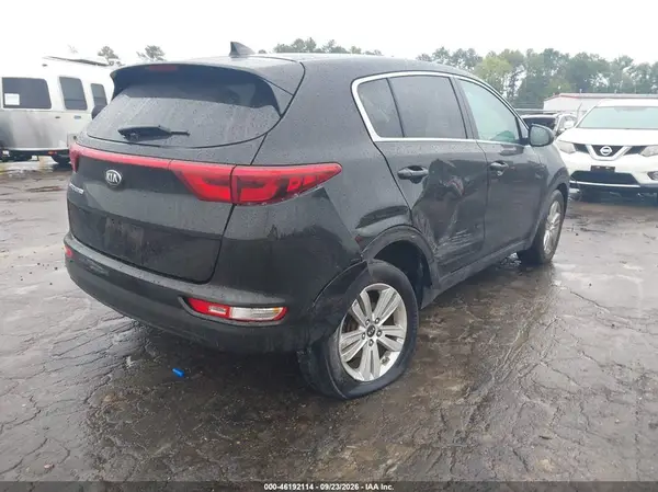KNDPM3AC3J7304705 — 2018 Kia Sportage, фото 4 с аукциона IAAI, Правый бок