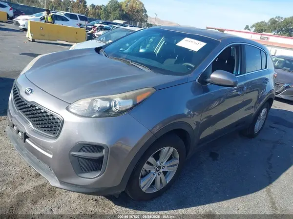 KNDPM3AC0J7463486 — 2018 Kia Sportage, фото 2 с аукциона IAAI, Не указано
