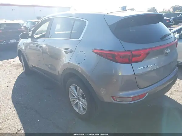 KNDPM3AC0J7463486 — 2018 Kia Sportage, фото 3 с аукциона IAAI, Не указано