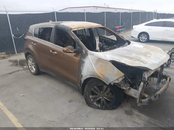 KNDPM3AC6J7305718 — 2018 Kia Sportage, Полный пожар (Total Burn), фото до ремонта