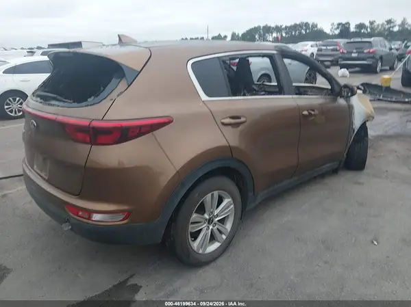 KNDPM3AC6J7305718 — 2018 Kia Sportage, фото 4 с аукциона IAAI, Полный пожар