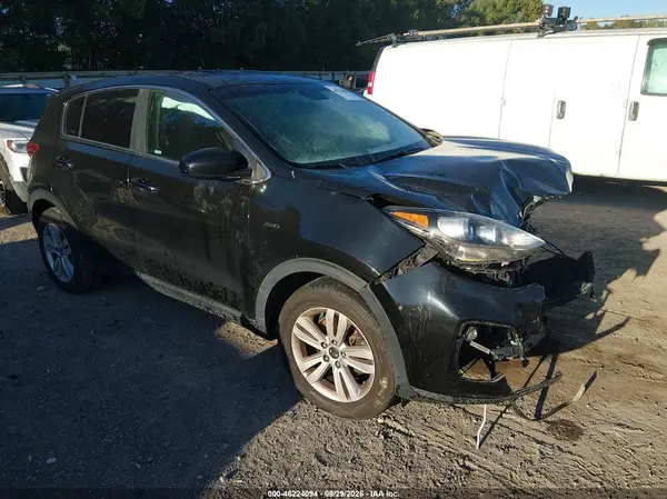 KNDPMCACXJ7419236 — 2018 Kia Sportage, Передняя часть (Front End), фото до ремонта