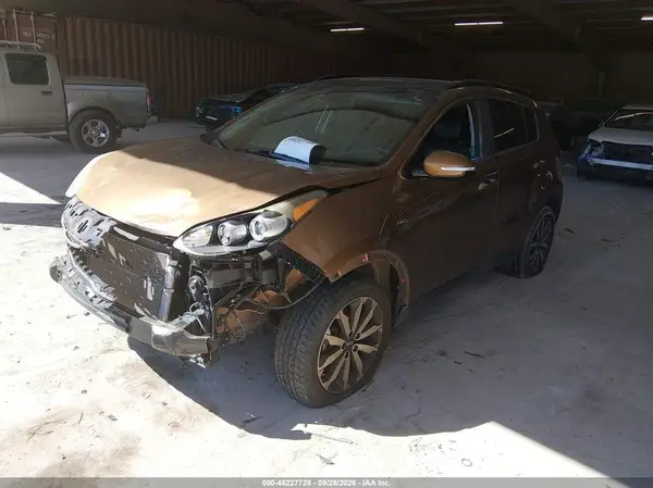 KNDPNCAC2J7350765 — 2018 Kia Sportage, фото 2 с аукциона IAAI, Передняя часть