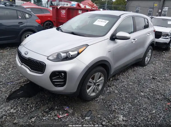 KNDPMCAC2K7624180 — 2019 Kia Sportage, фото 2 с аукциона IAAI, Правый бок