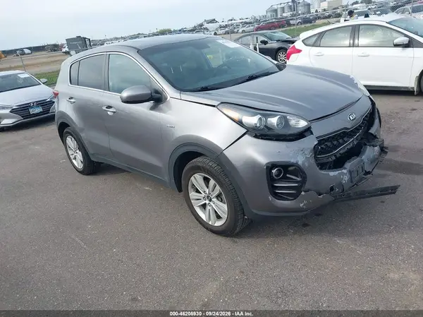 KNDPMCAC9K7508359 — 2019 Kia Sportage, Передняя часть (Front End), фото до ремонта