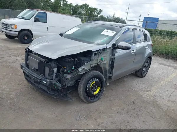 KNDPR3A61L7794298 — 2020 Kia Sportage, фото 2 с аукциона IAAI 03.10.2026, Передняя часть