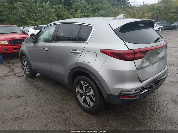 KNDPMCAC3L7814863 — 2020 Kia Sportage, фото 3 с аукциона IAAI, Задняя часть